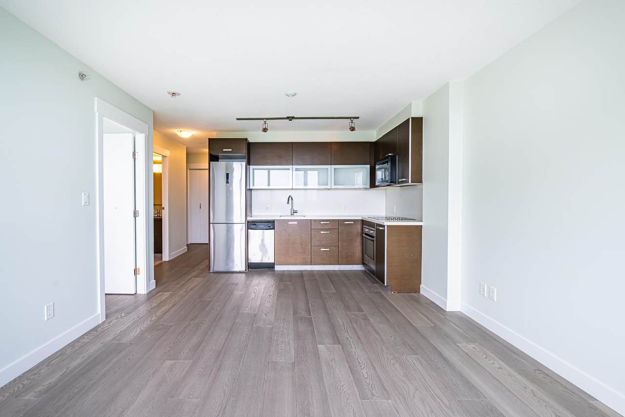 10777 University Drive - Photo 1