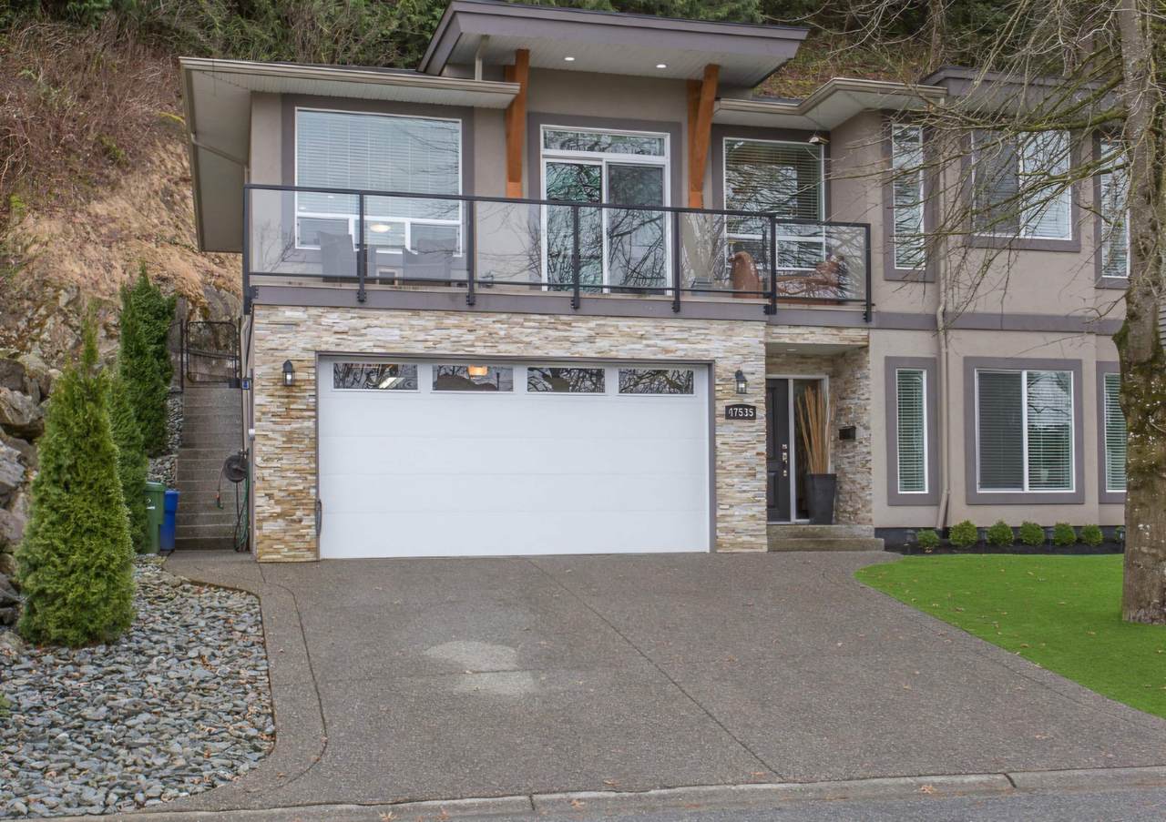 47535 Chartwell Drive - Photo 1