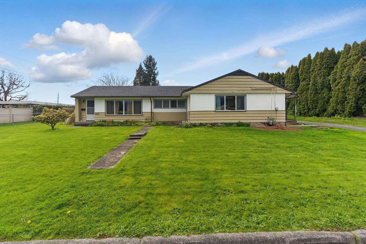8687 Elm Drive - Photo 1