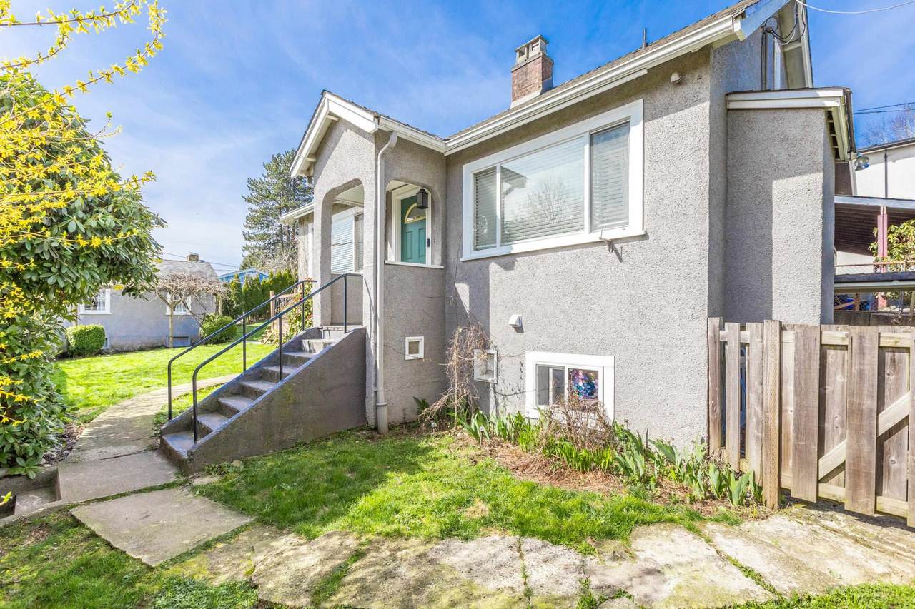 33479 Fifth Avenue - Photo 1