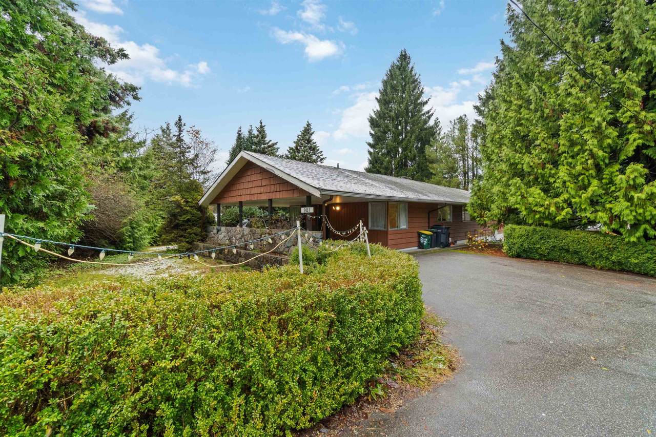901 Como Lake Avenue - Photo 1