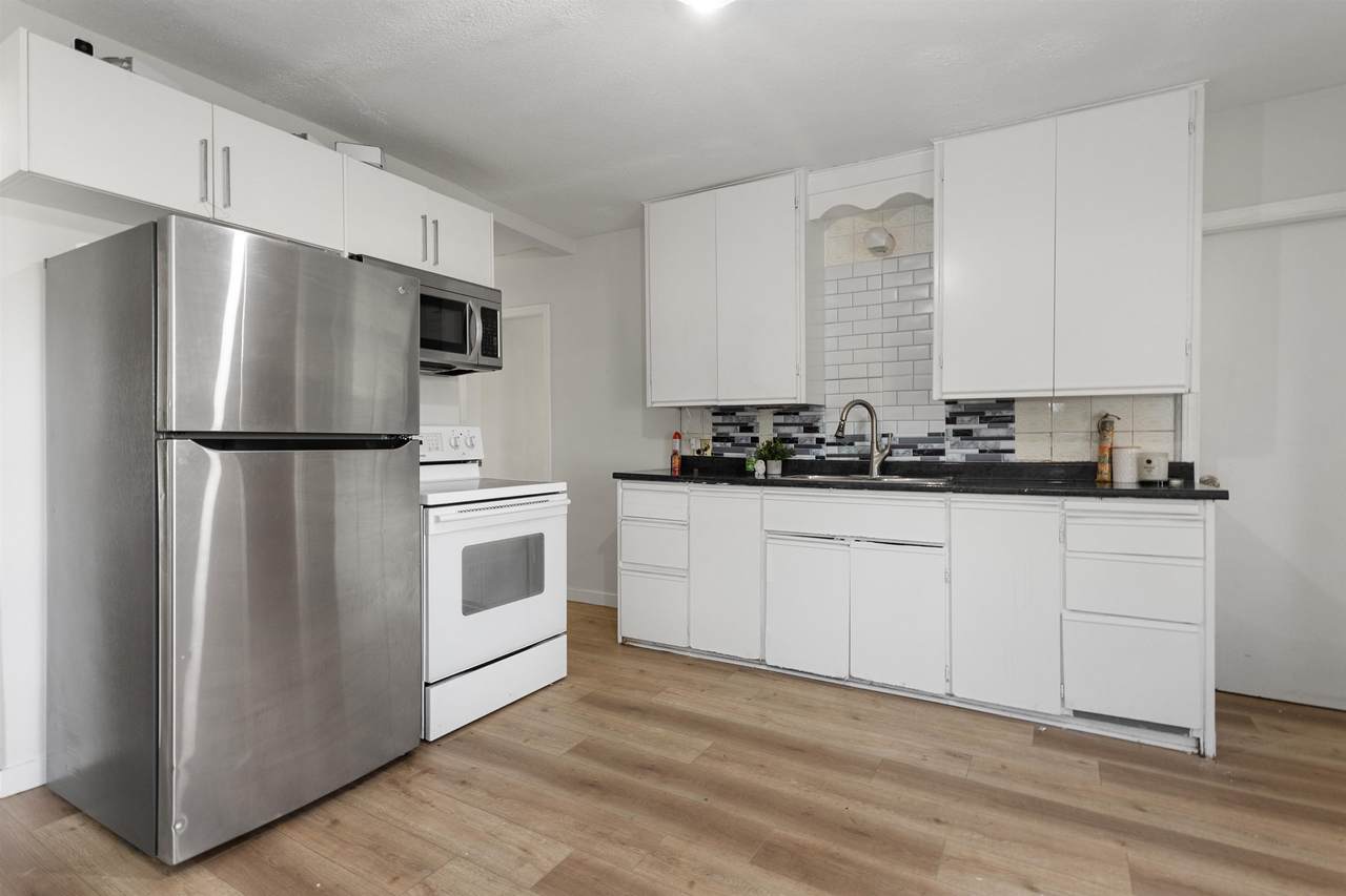 46228 First Avenue - Photo 1