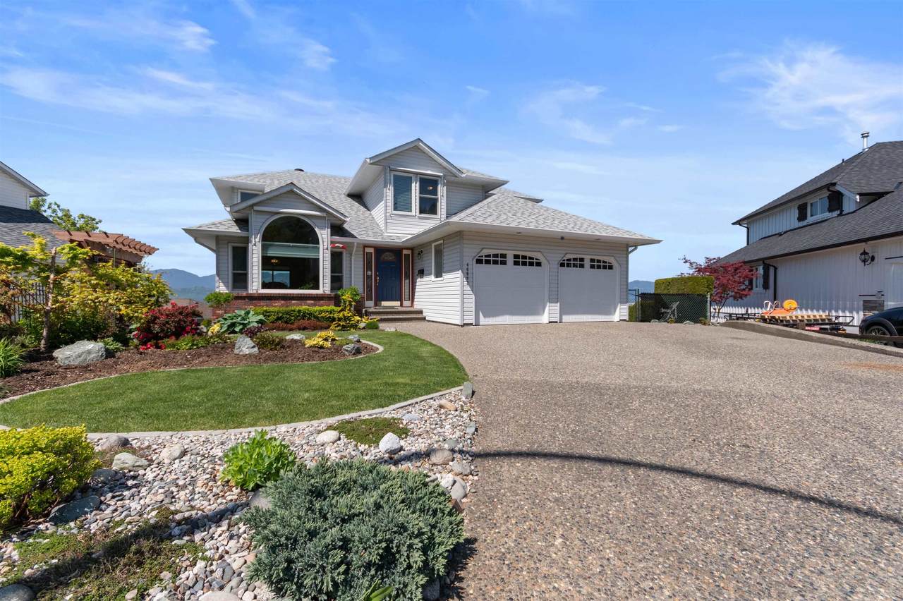 46683 Grove Avenue - Photo 1