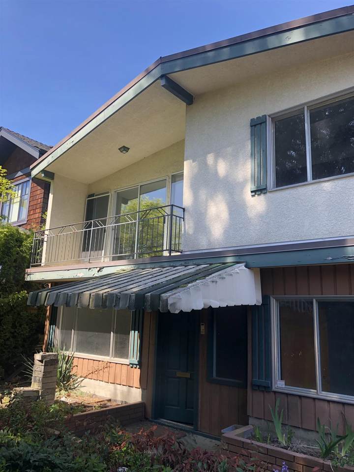 3019 43rd Avenue - Photo 1