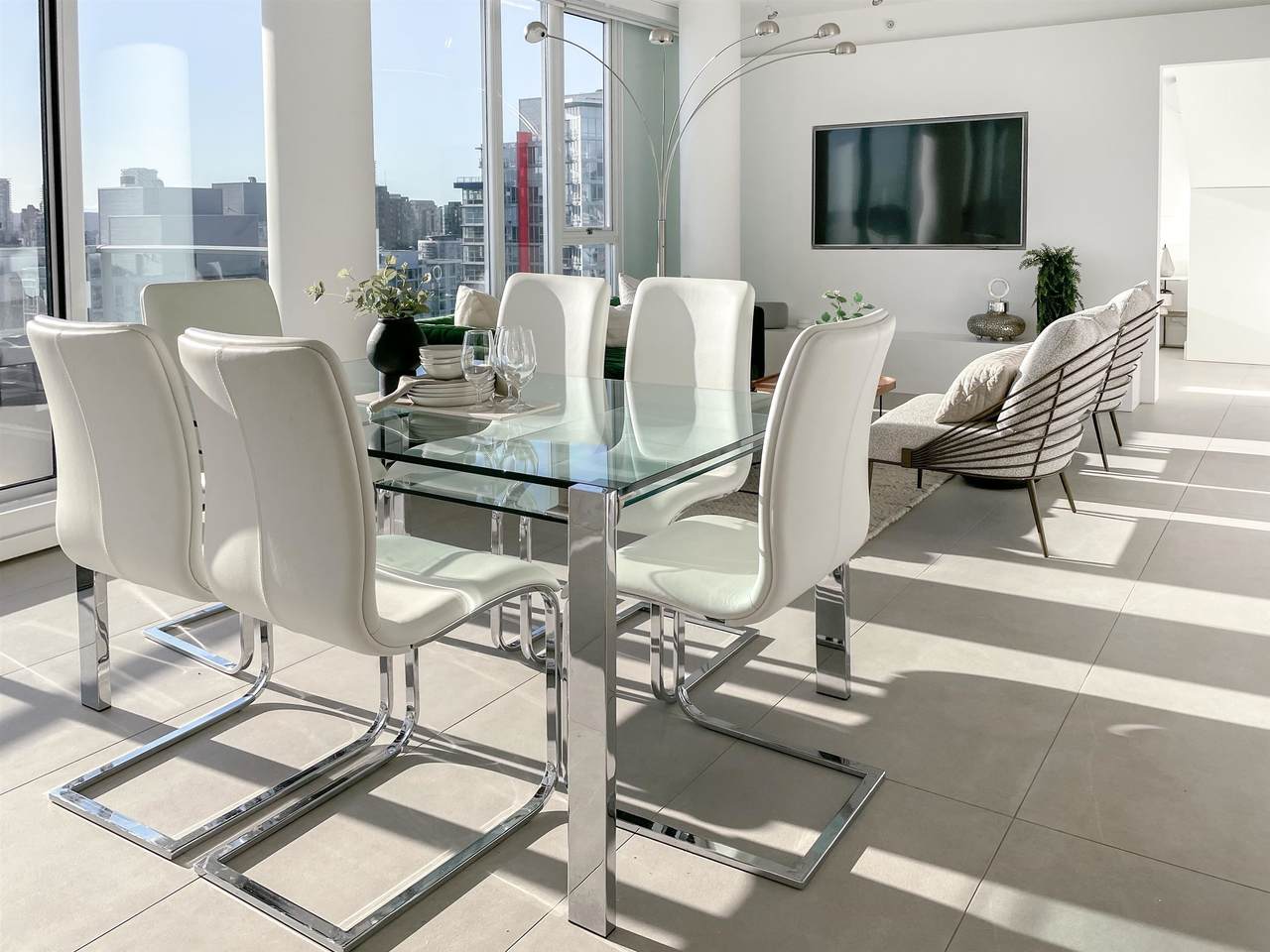 689 Abbott Street - Photo 1