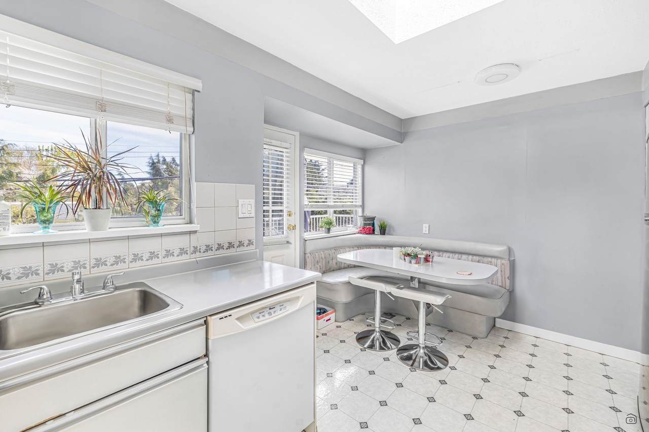 10580 Seaham Crescent - Photo 1