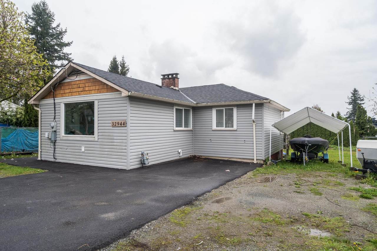 32944 14 Avenue - Photo 1