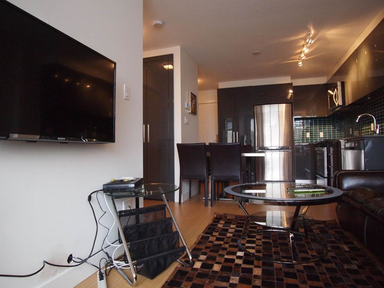 1325 Rolston Street - Photo 1