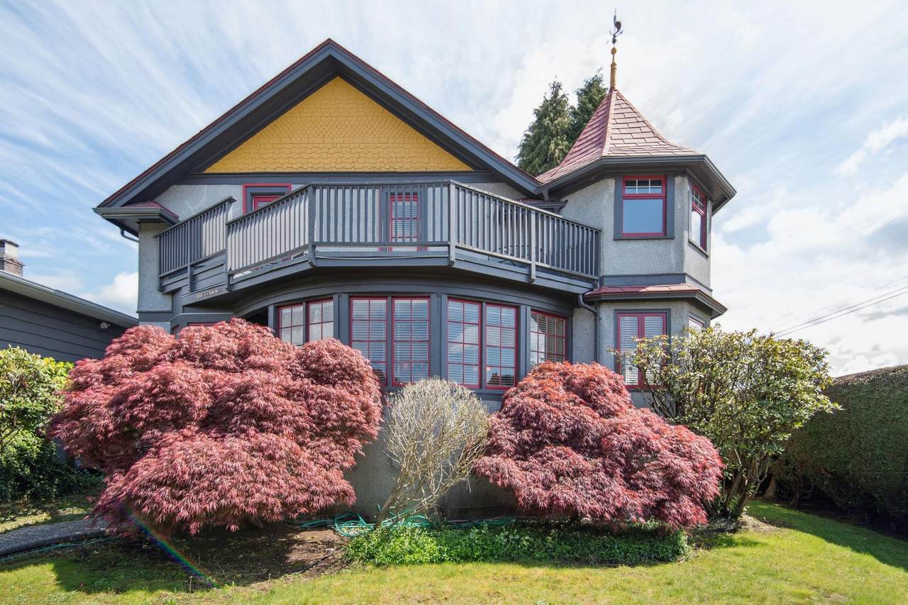 1312 Grand Boulevard - Photo 1