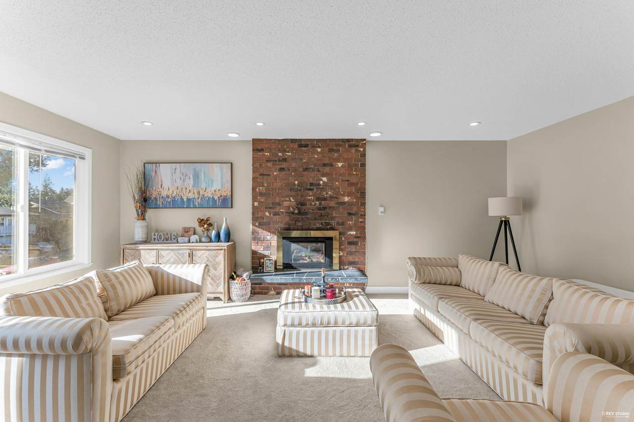 14717 16A Avenue - Photo 1