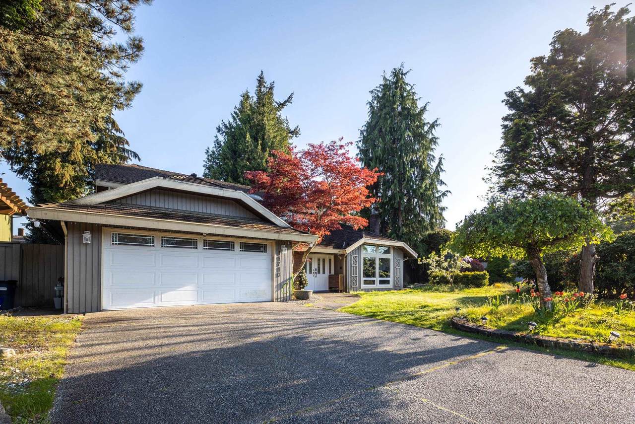 11716 Summit Crescent - Photo 1