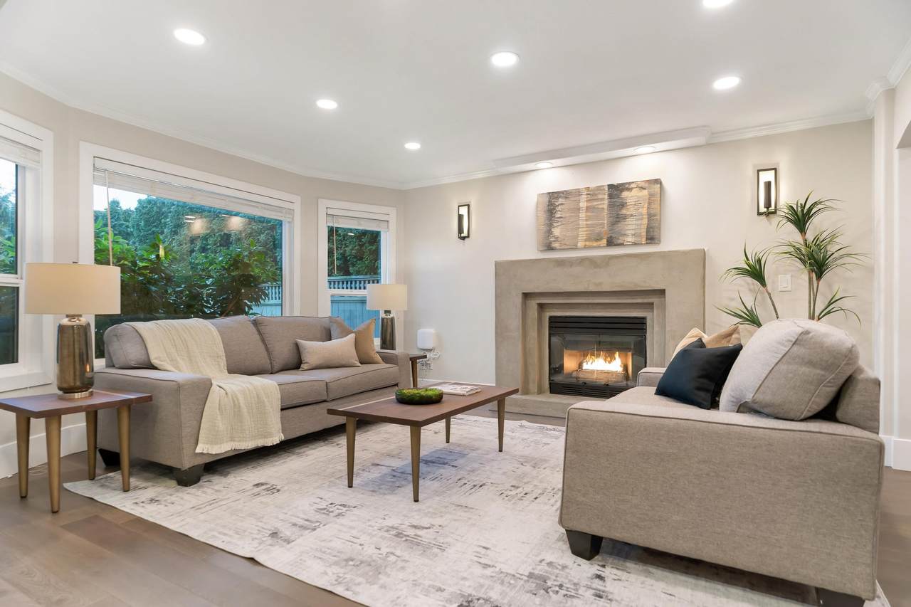 4713 46A Street - Photo 1