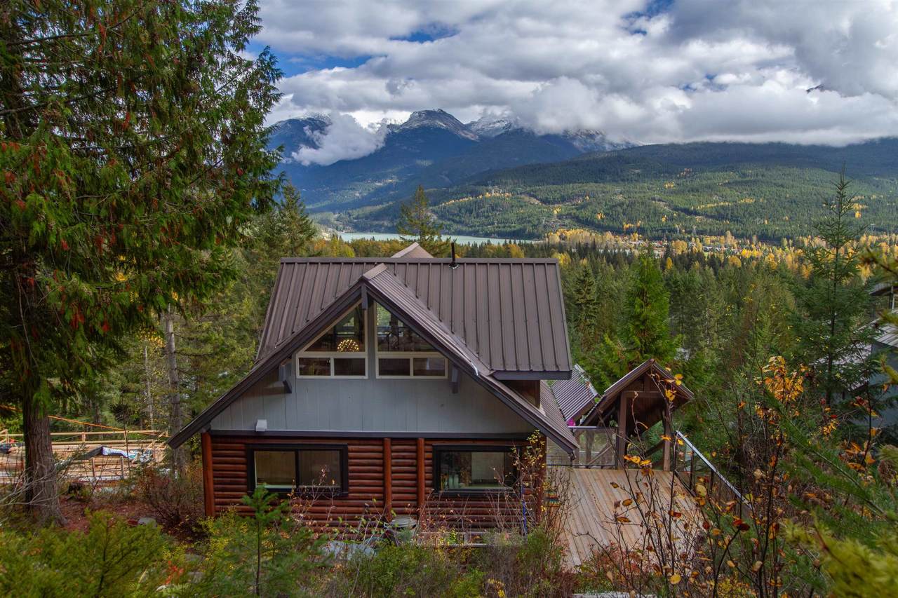 8706 Wedgeview Place - Photo 1