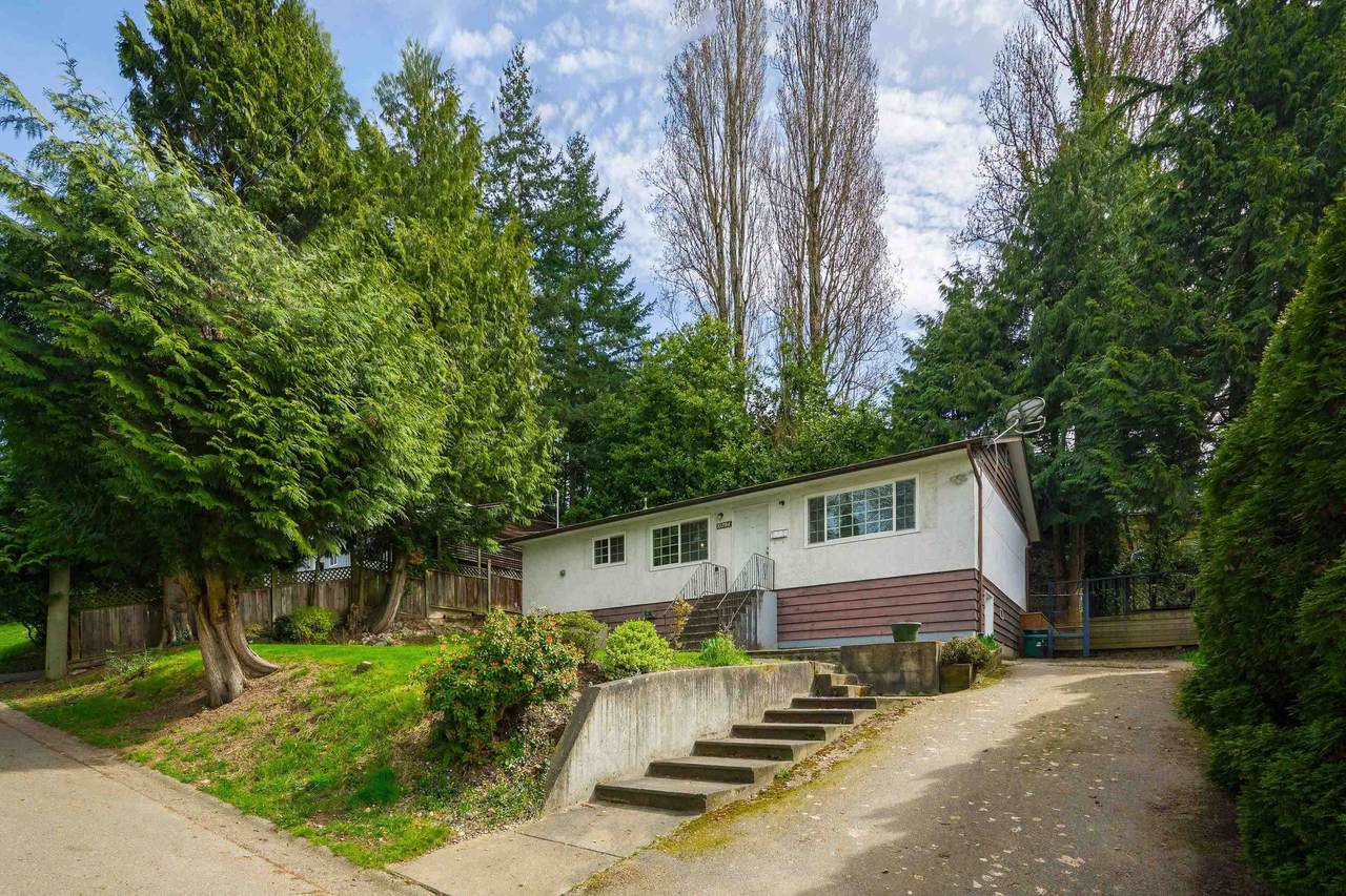 10284 Main Street - Photo 1