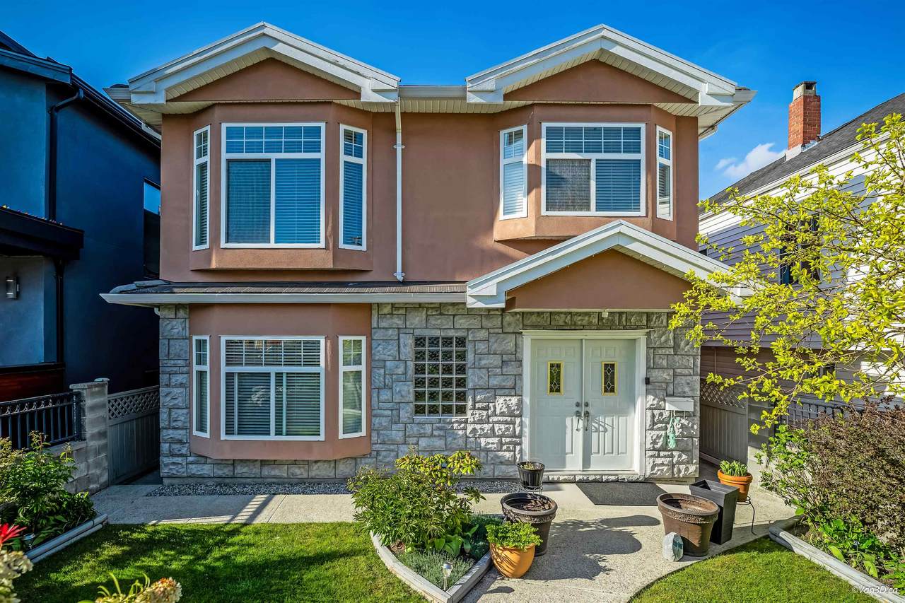 3021 29th Avenue - Photo 1