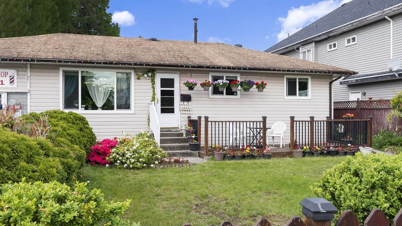 10253 149 Street - Photo 1