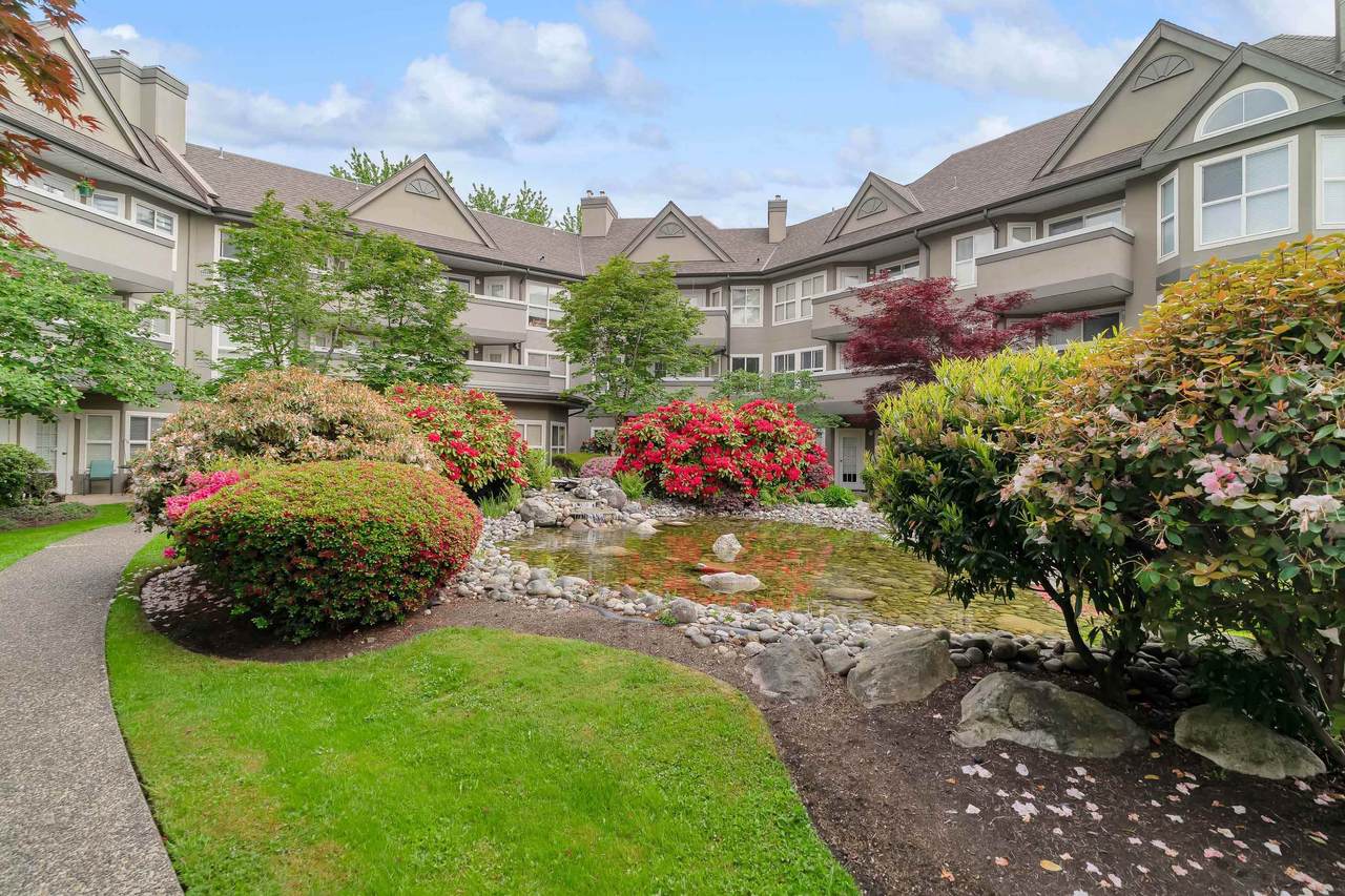 12088 66 Avenue - Photo 1