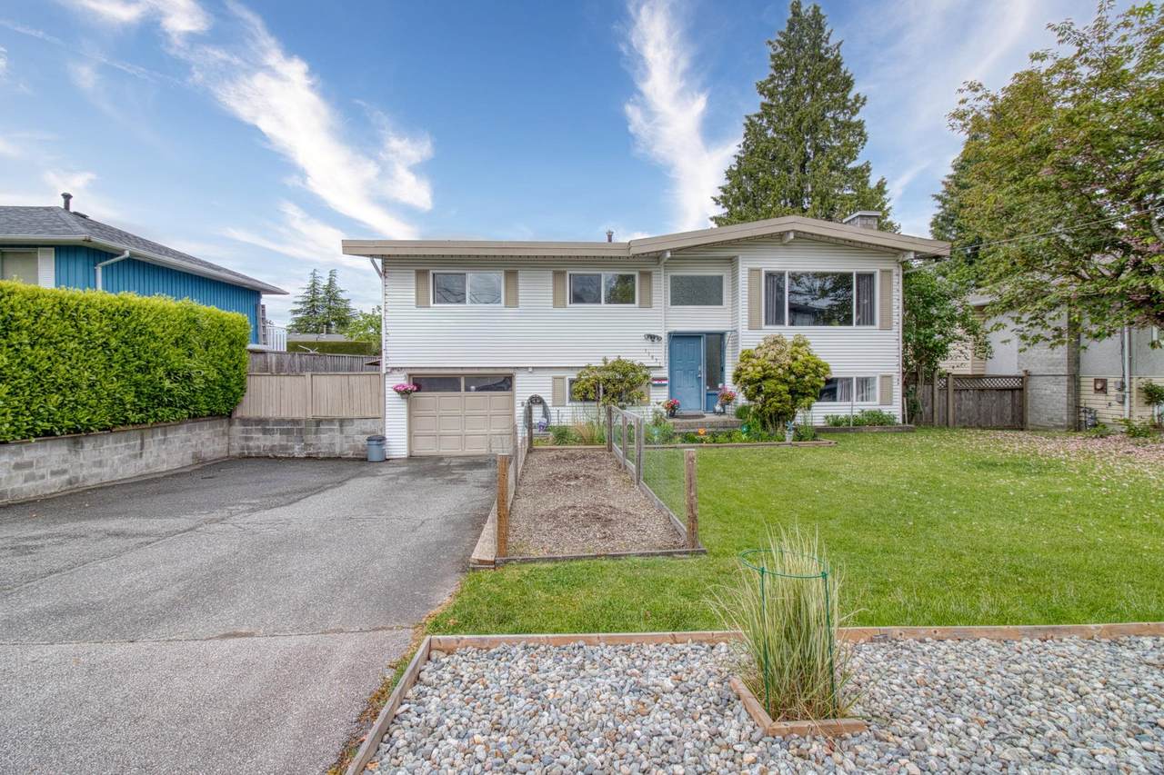 11671 94 Avenue - Photo 1