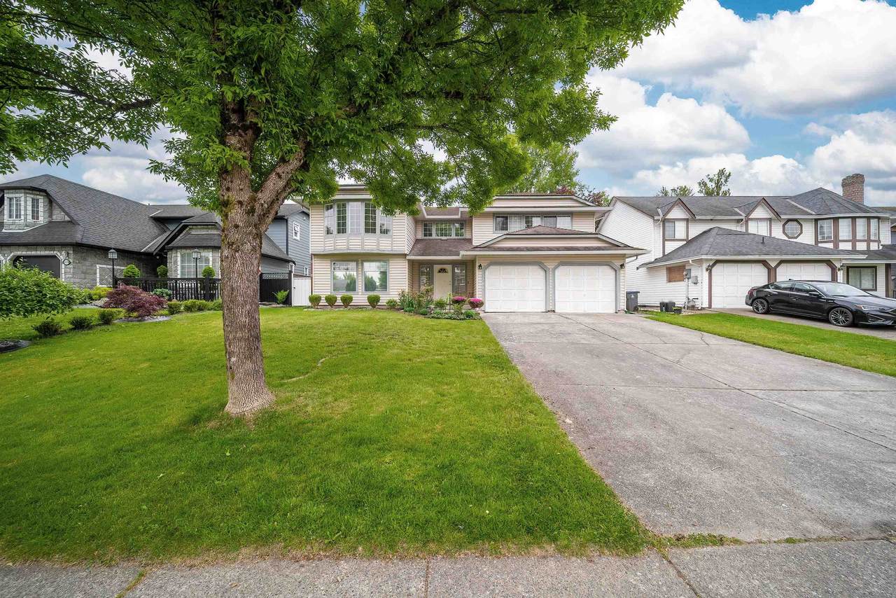 13366 82B Avenue - Photo 1