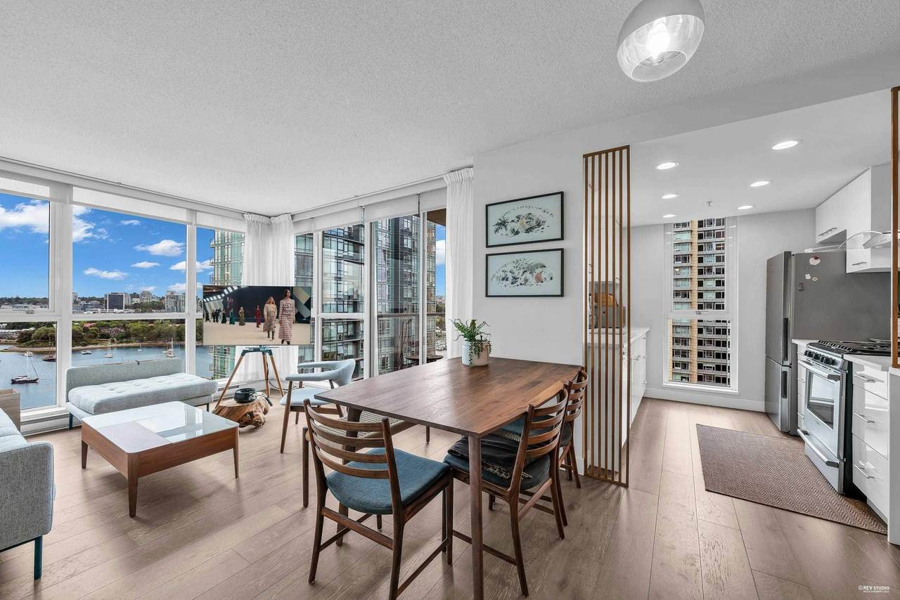 1408 Strathmore Mews - Photo 1