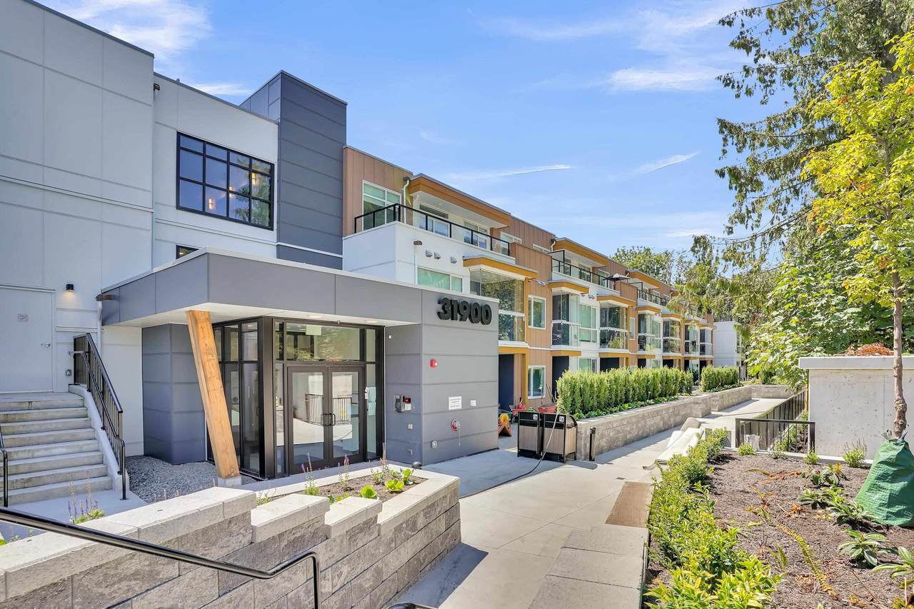 31900 Raven Avenue - Photo 1