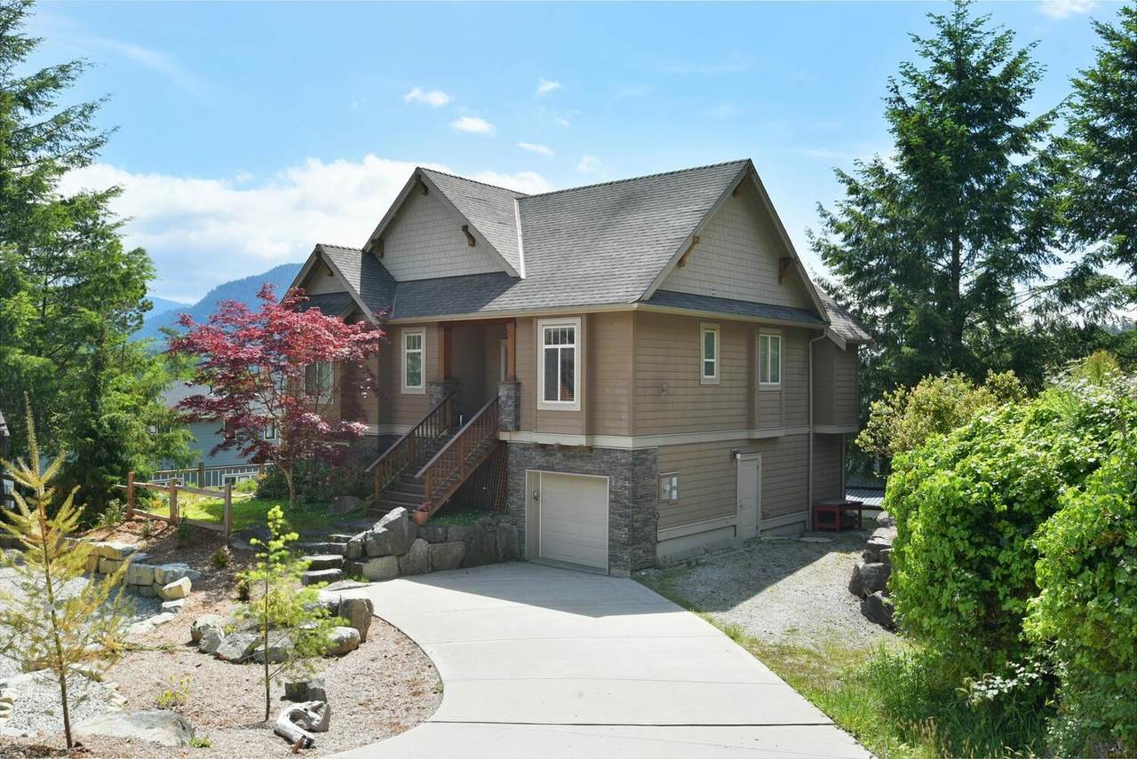 4622 Sinclair Bay Road - Photo 1