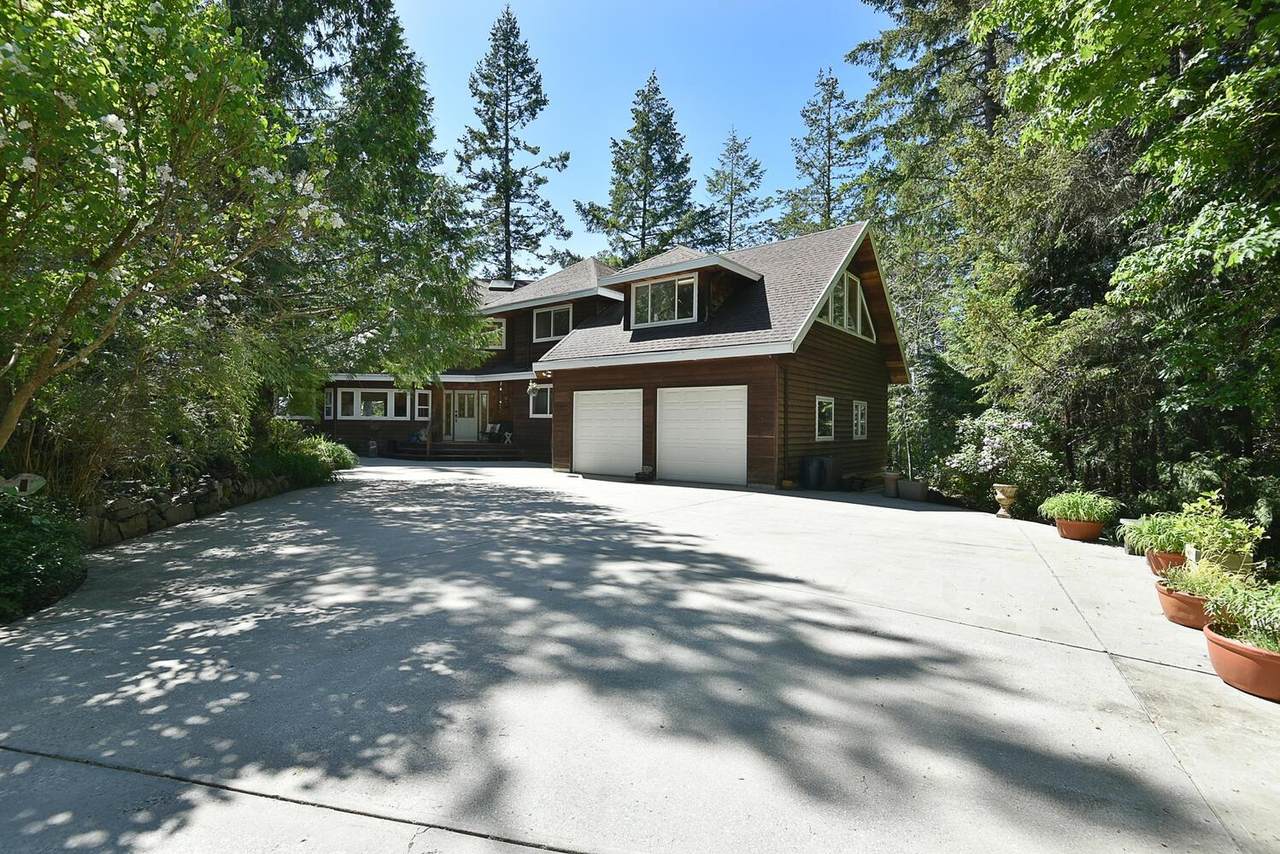 8852 Redrooffs Road - Photo 1