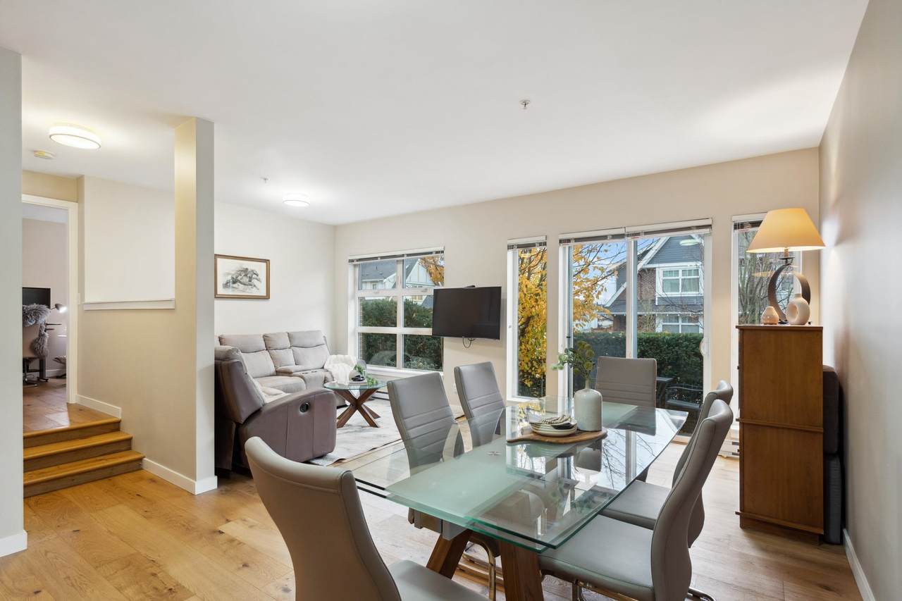 215 Brookes Street - Photo 1