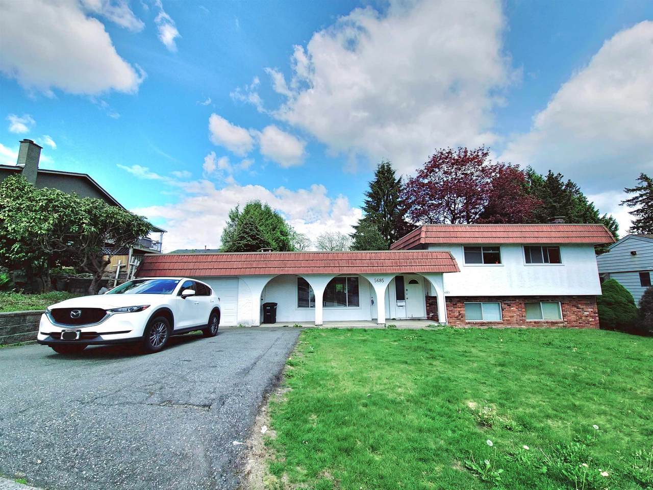 5685 Forest Street - Photo 1
