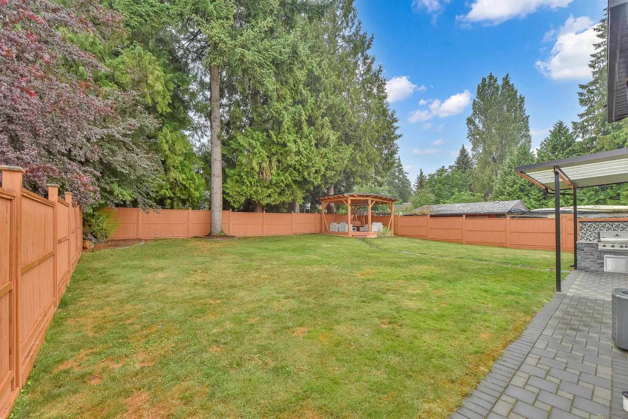 10266 126 Street - Photo 1