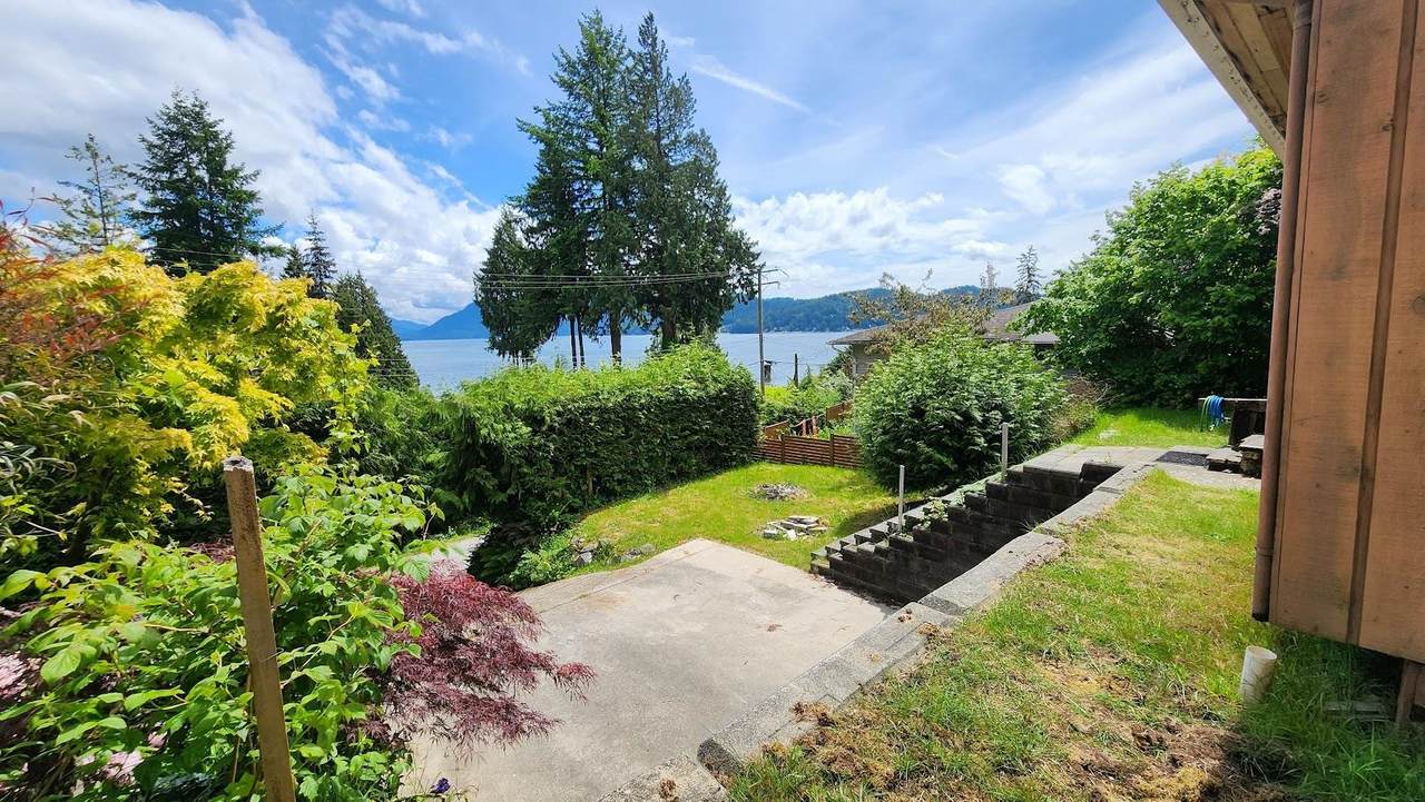 1275 Burns Road - Photo 1