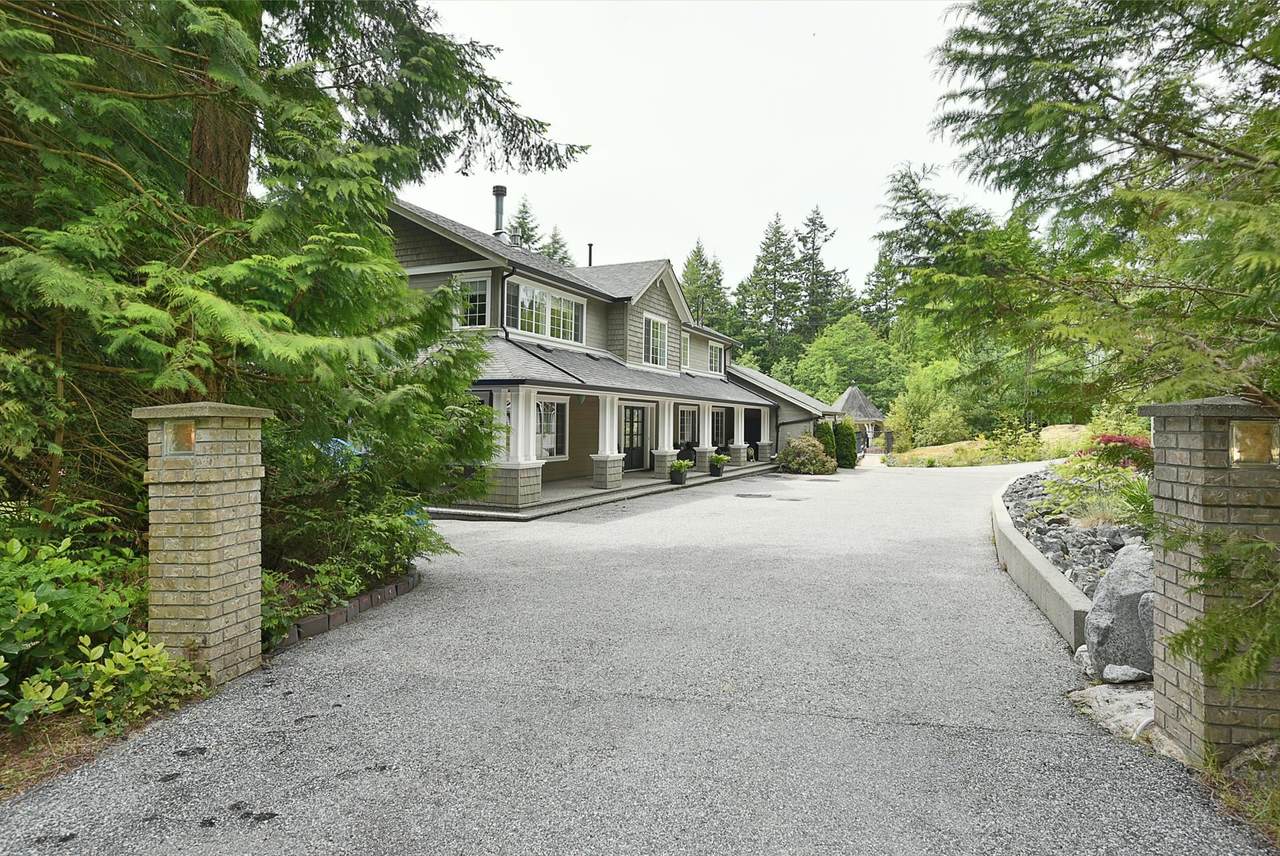 1377 Roberts Creek Road - Photo 1