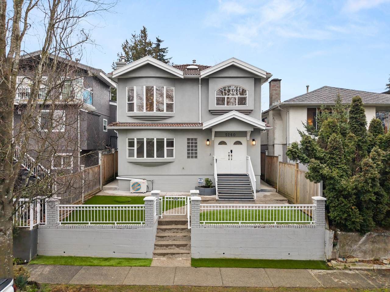 5260 St. Catherines Street - Photo 1
