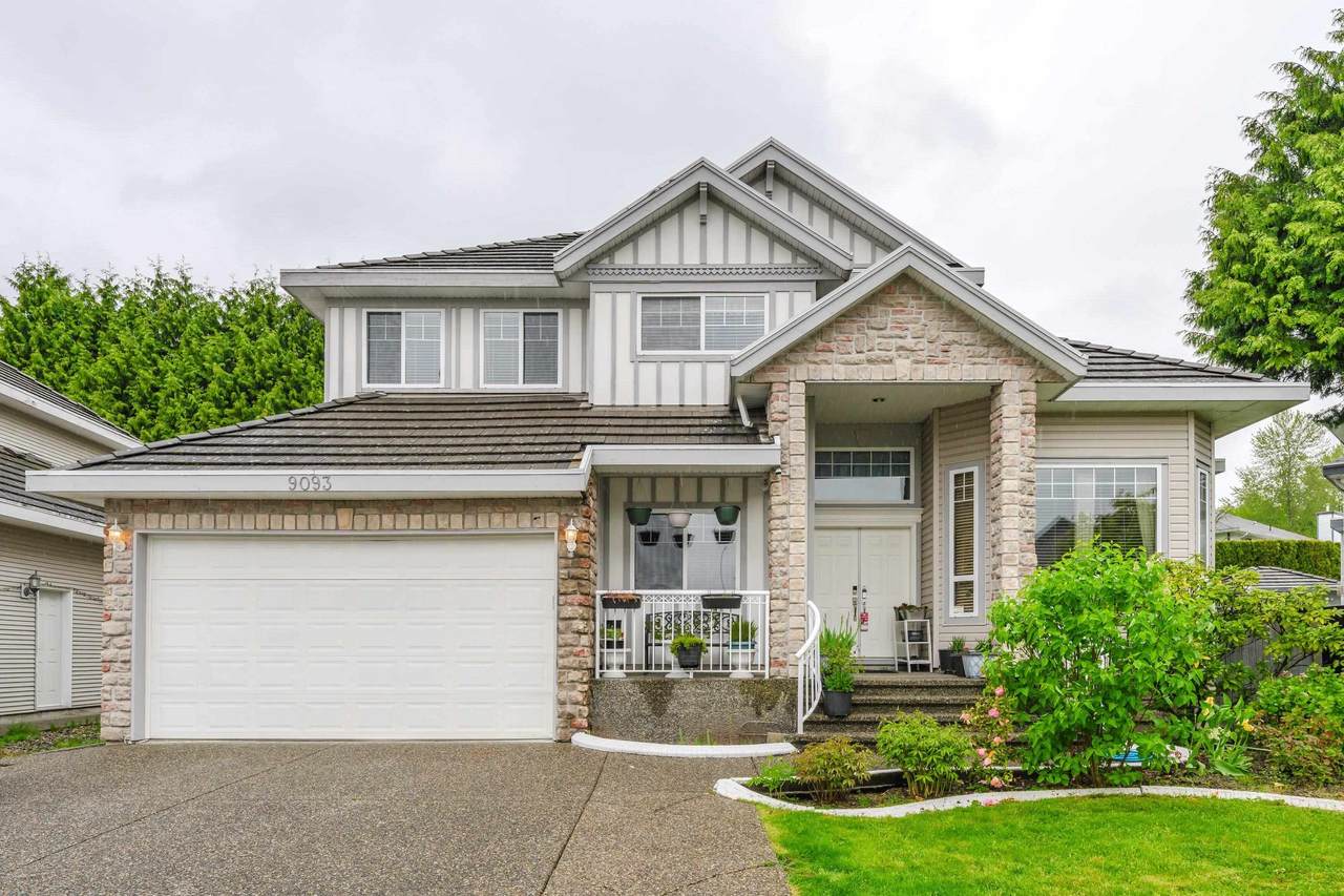9093 141B Street - Photo 1