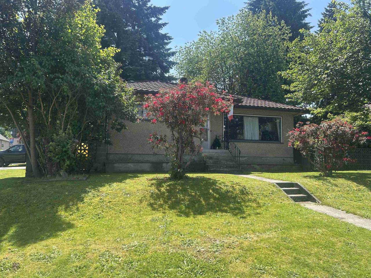 2825 St Johns Street - Photo 1