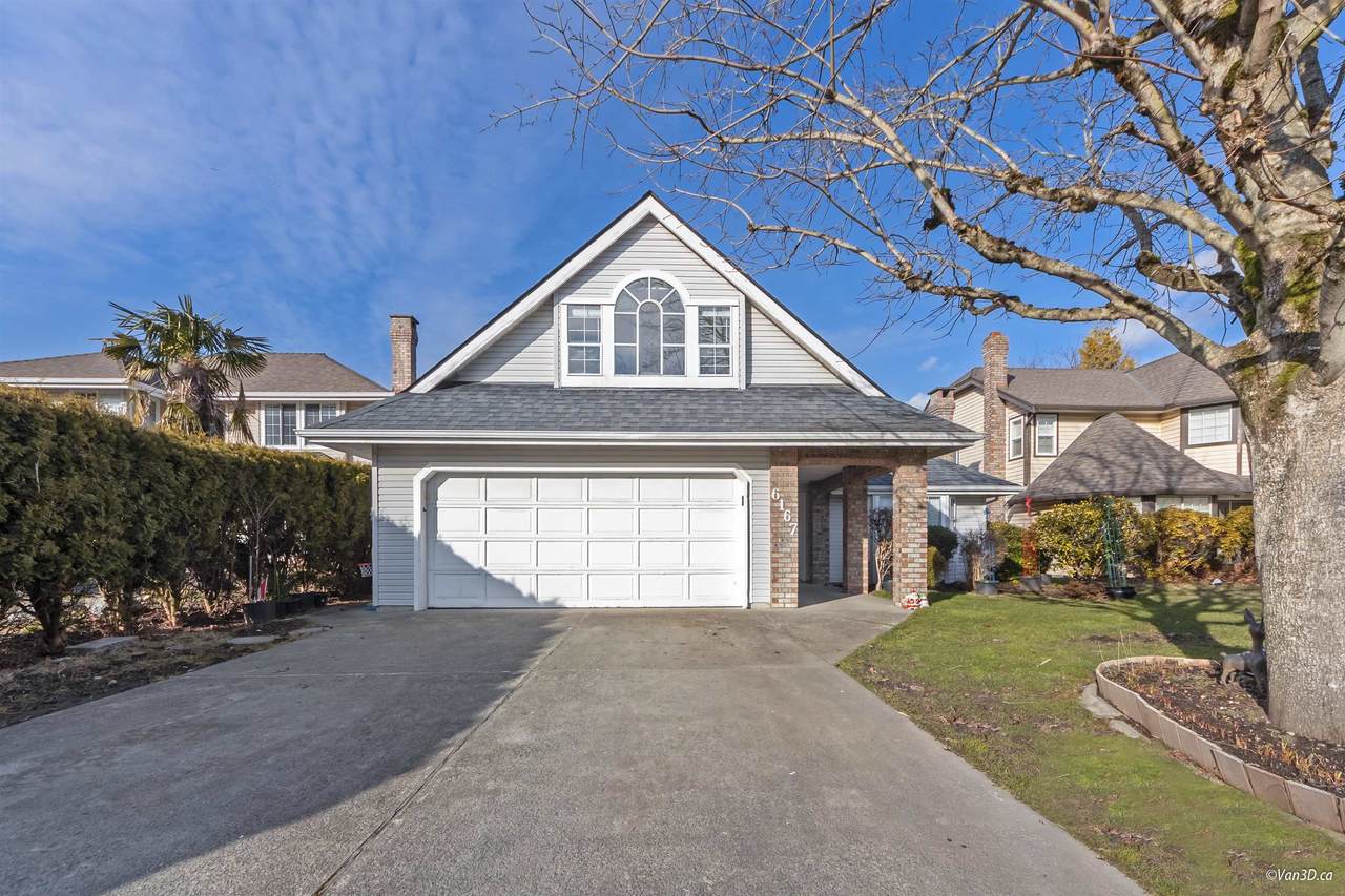 6167 45 Avenue - Photo 1