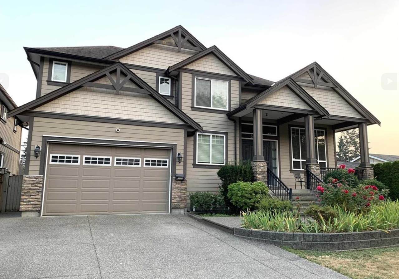 32656 Badger Avenue - Photo 1