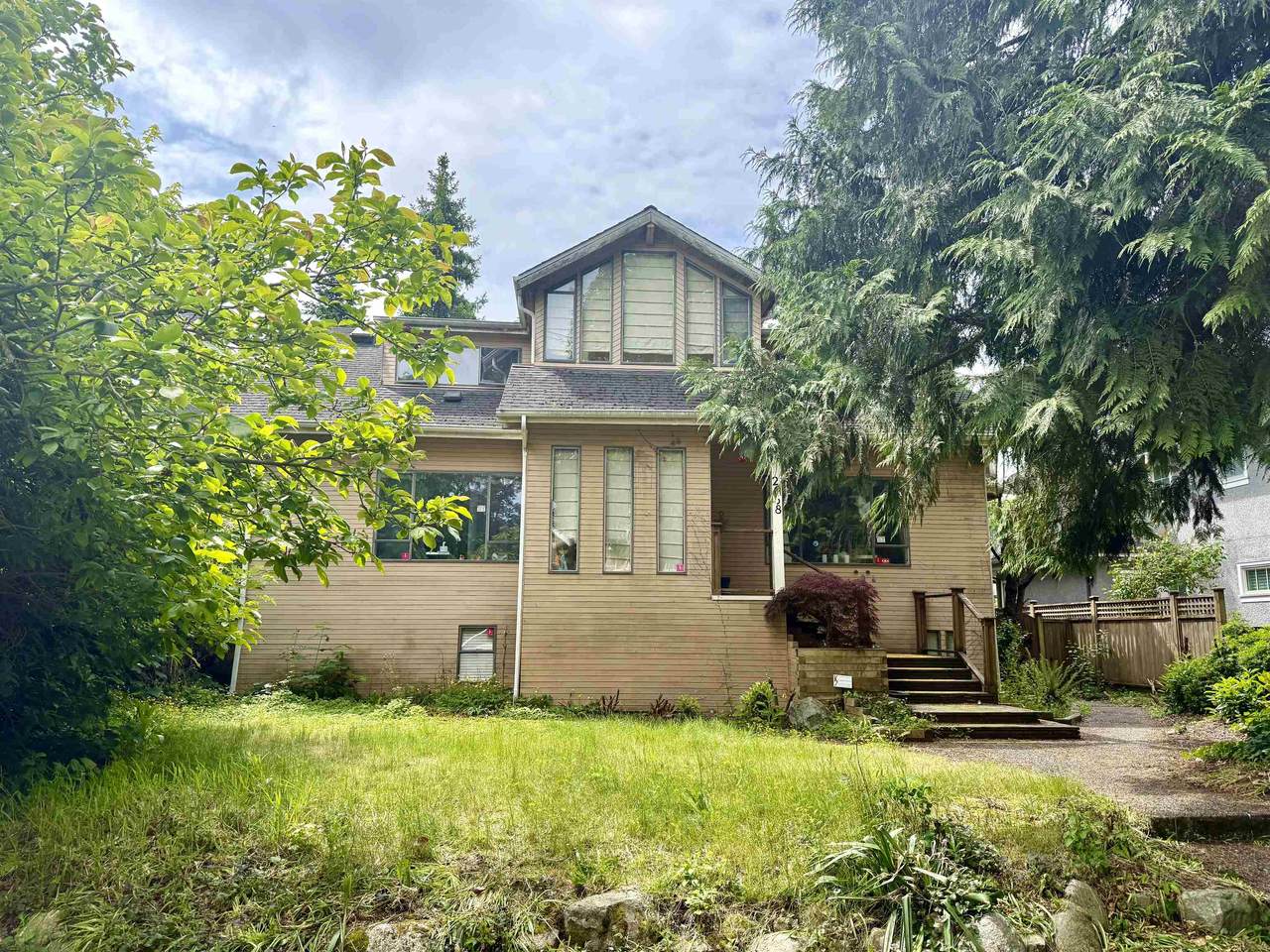 2638 36th Avenue - Photo 1