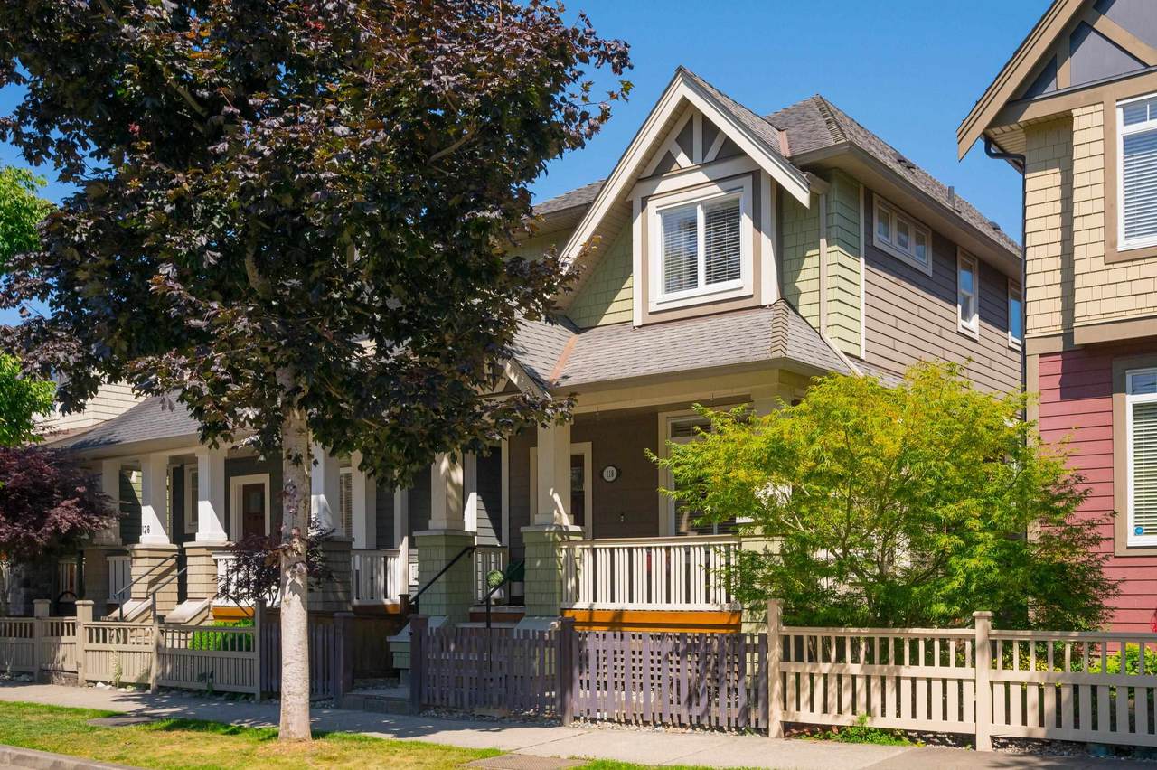 118 172A Street - Photo 1