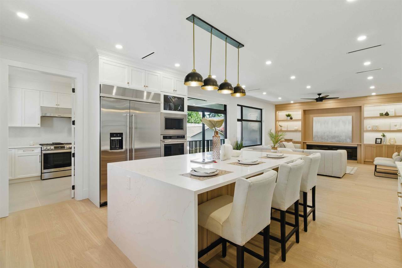 6082 172 Street - Photo 1