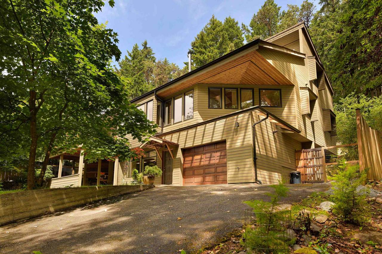 297 Wood Dale Drive - Photo 1