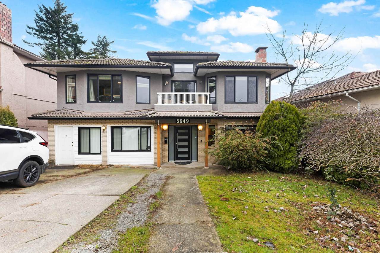 5649 Laurel Street - Photo 1