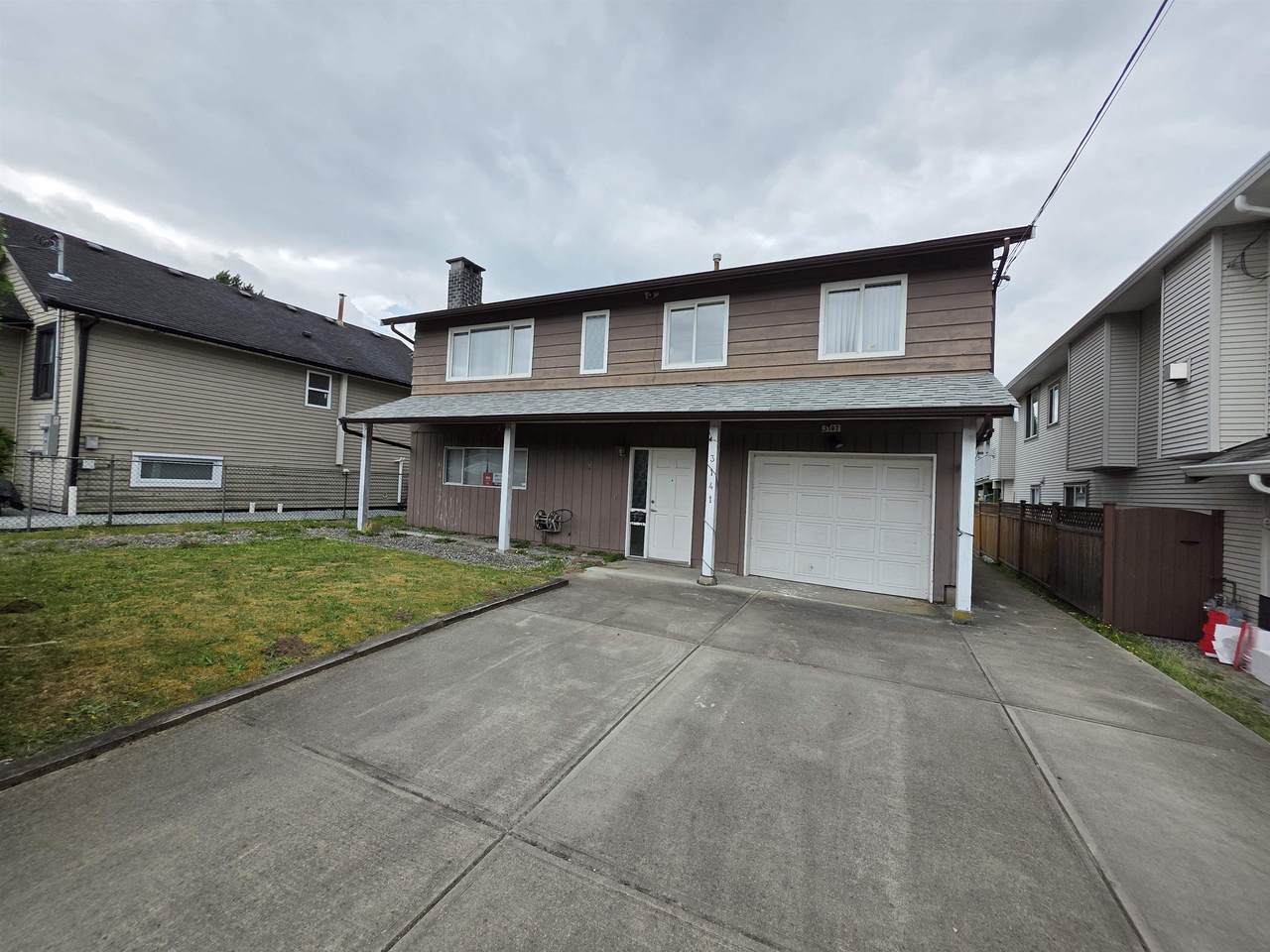 3141 Jervis Street - Photo 1