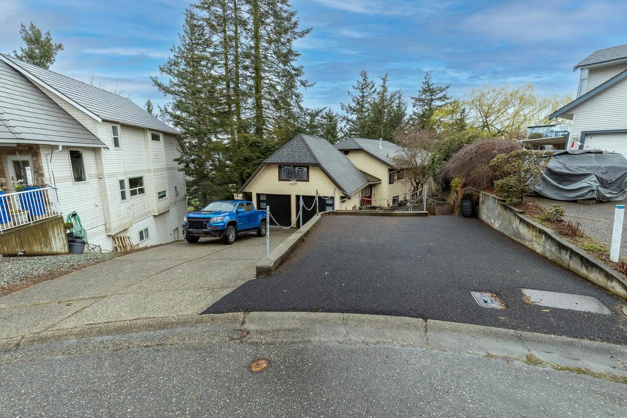 2055 Lion Court - Photo 1