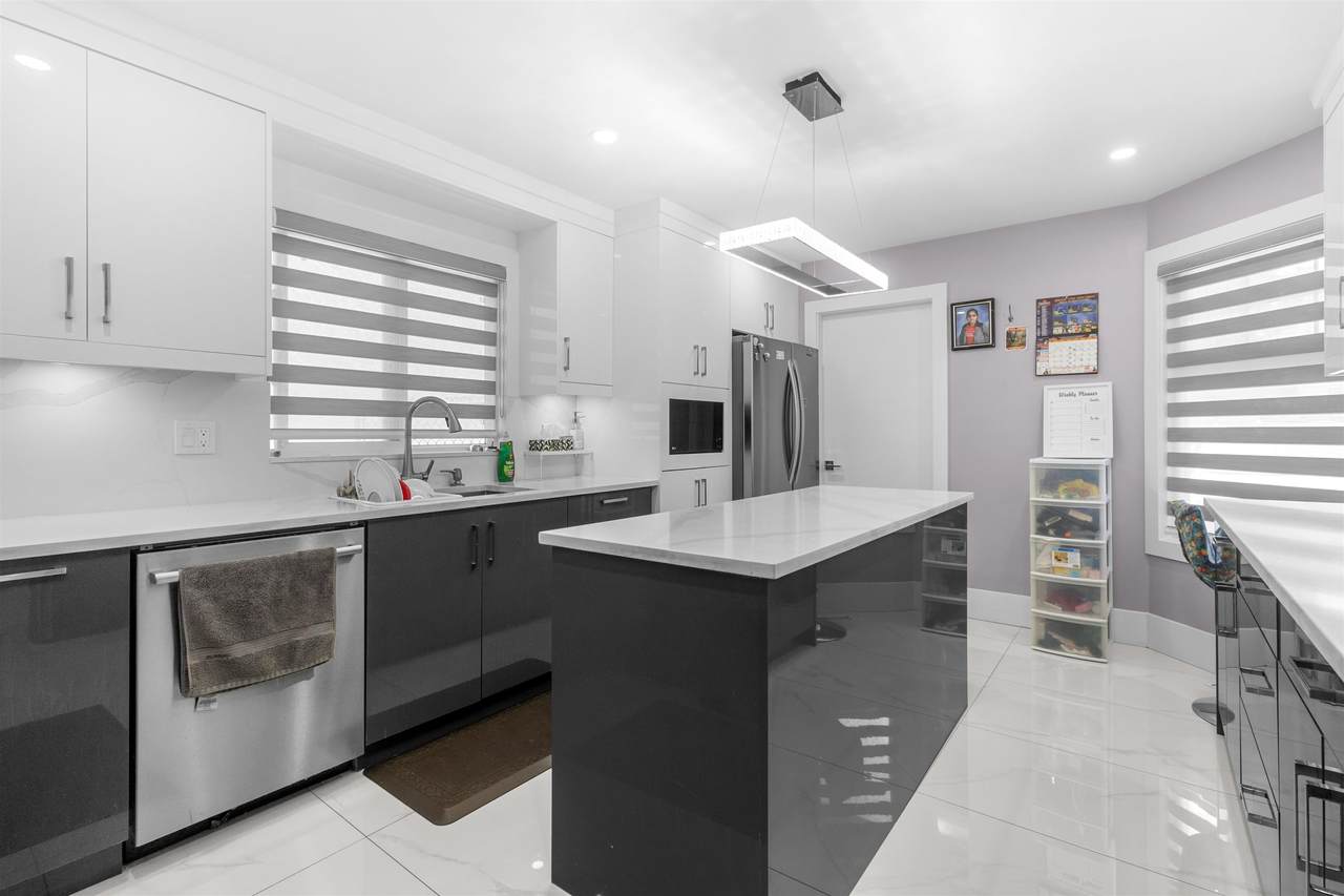 7068 129A Street - Photo 1