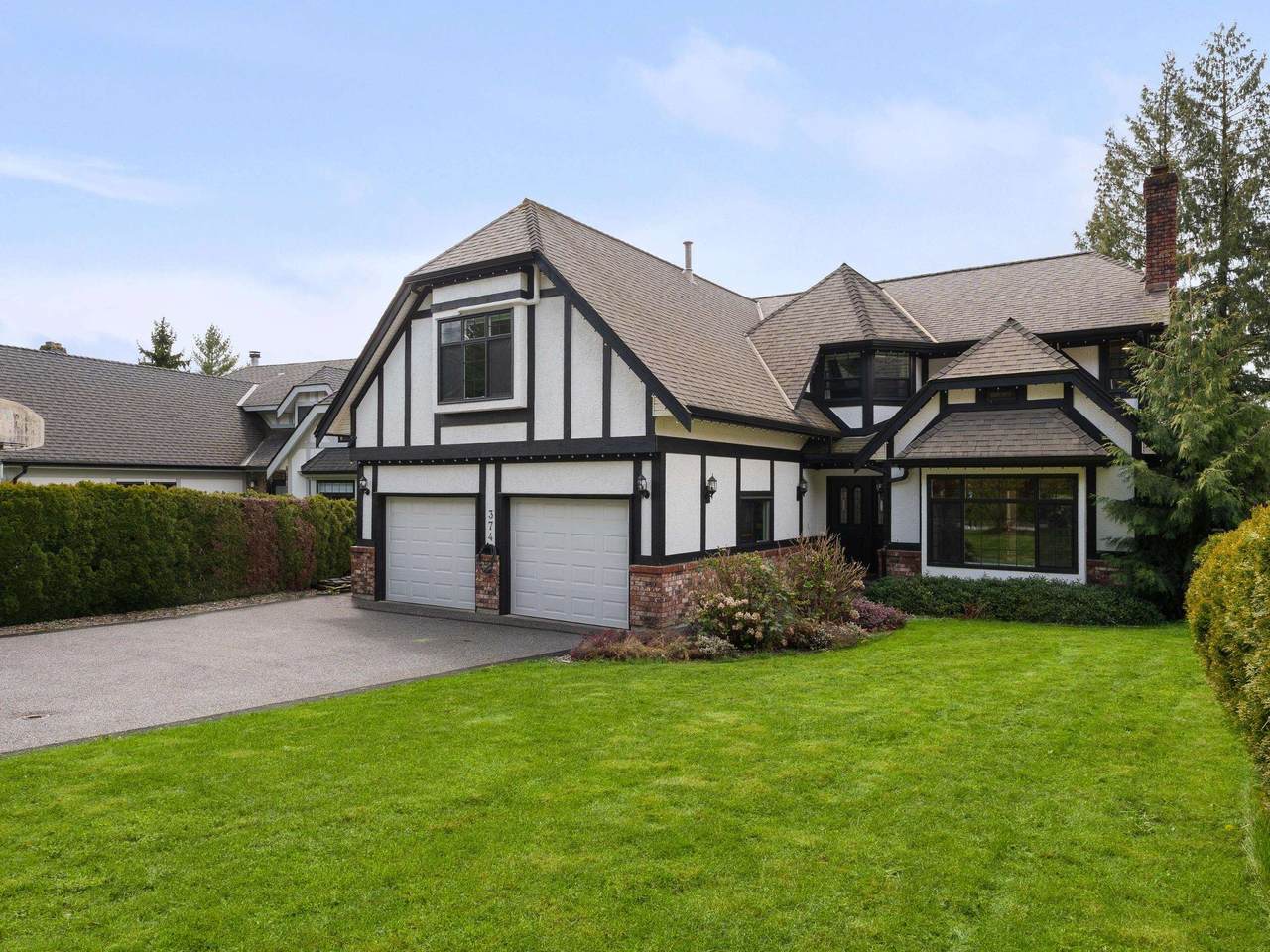 374 Balfour Drive - Photo 1