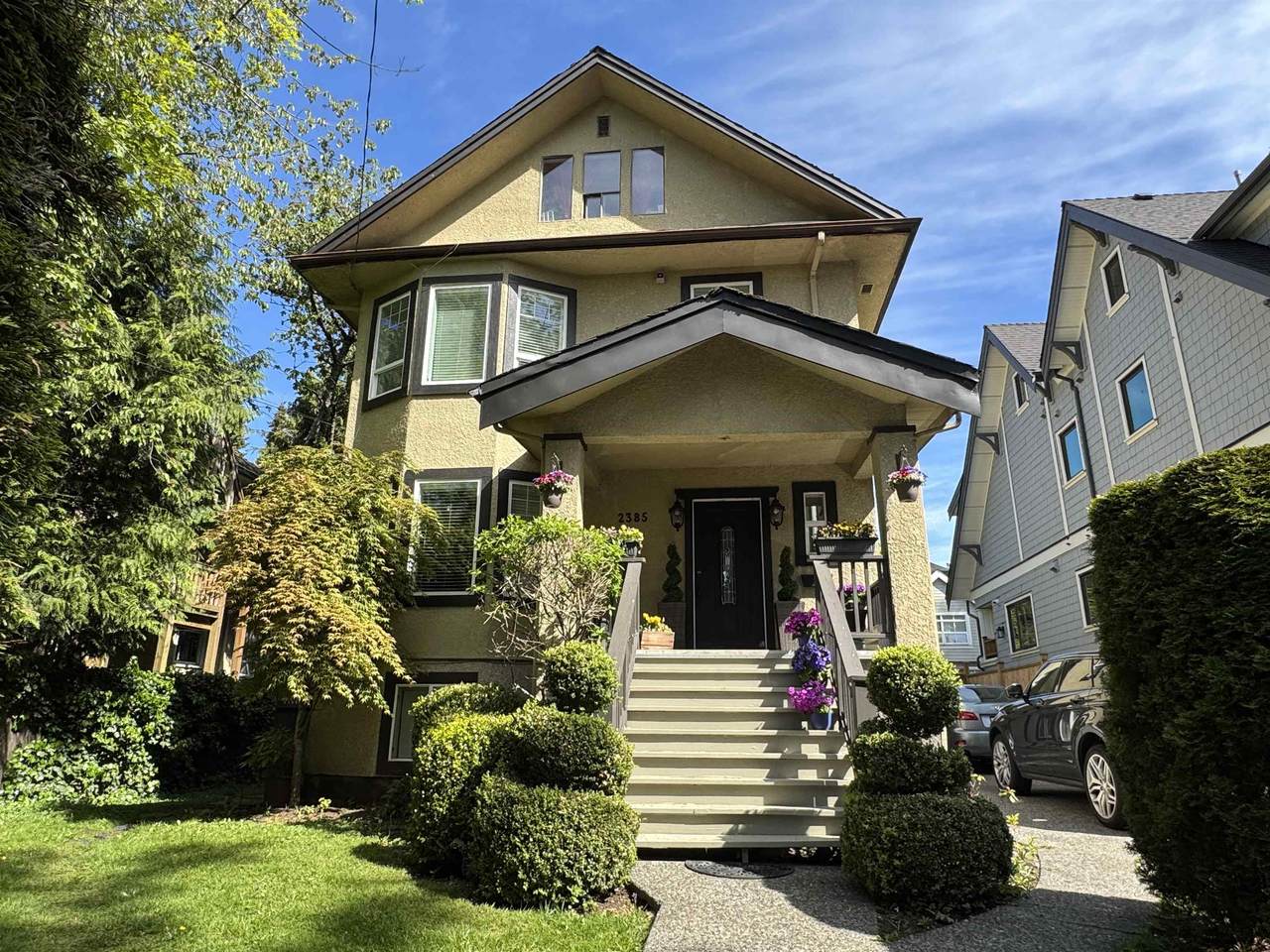 2385 7th Avenue - Photo 1