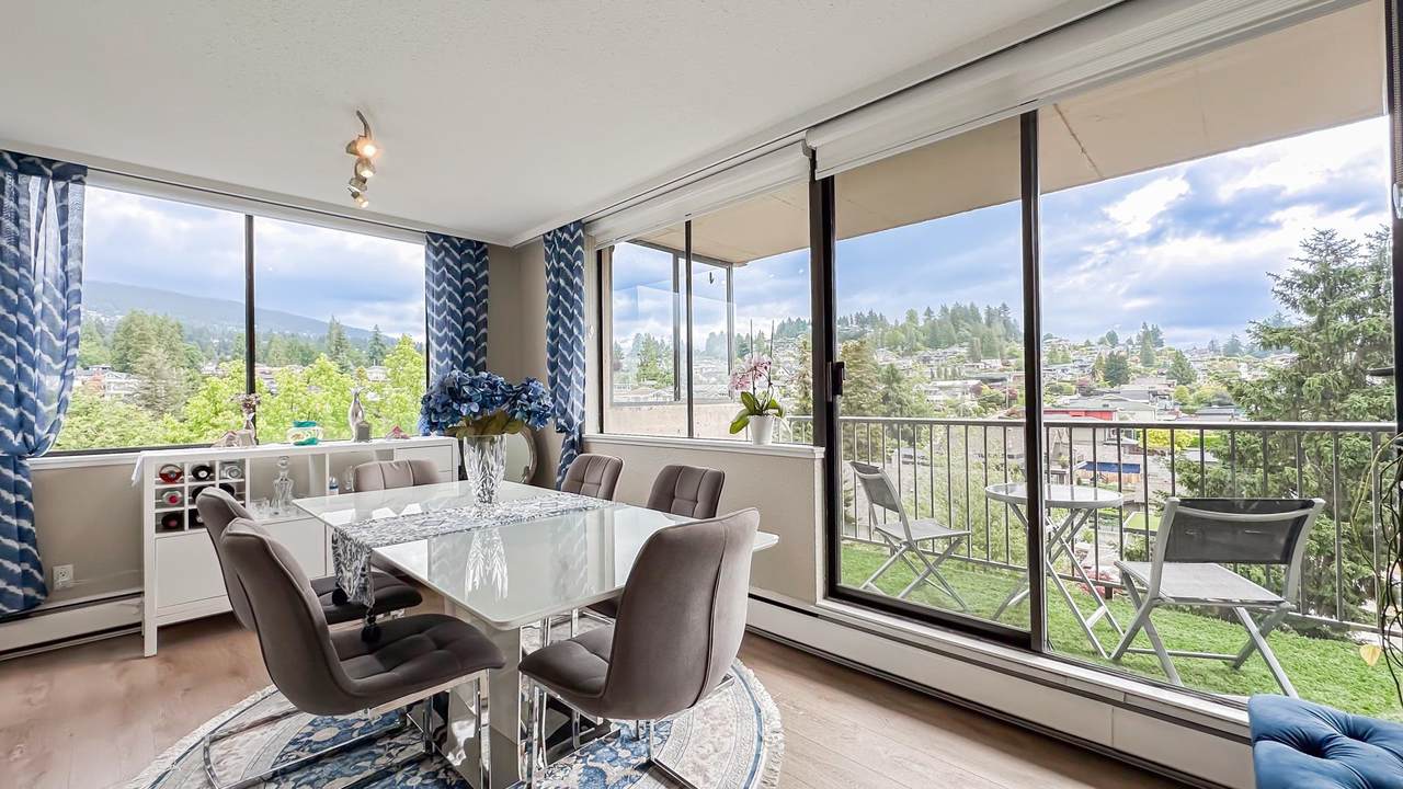 555 13th Street - Photo 1