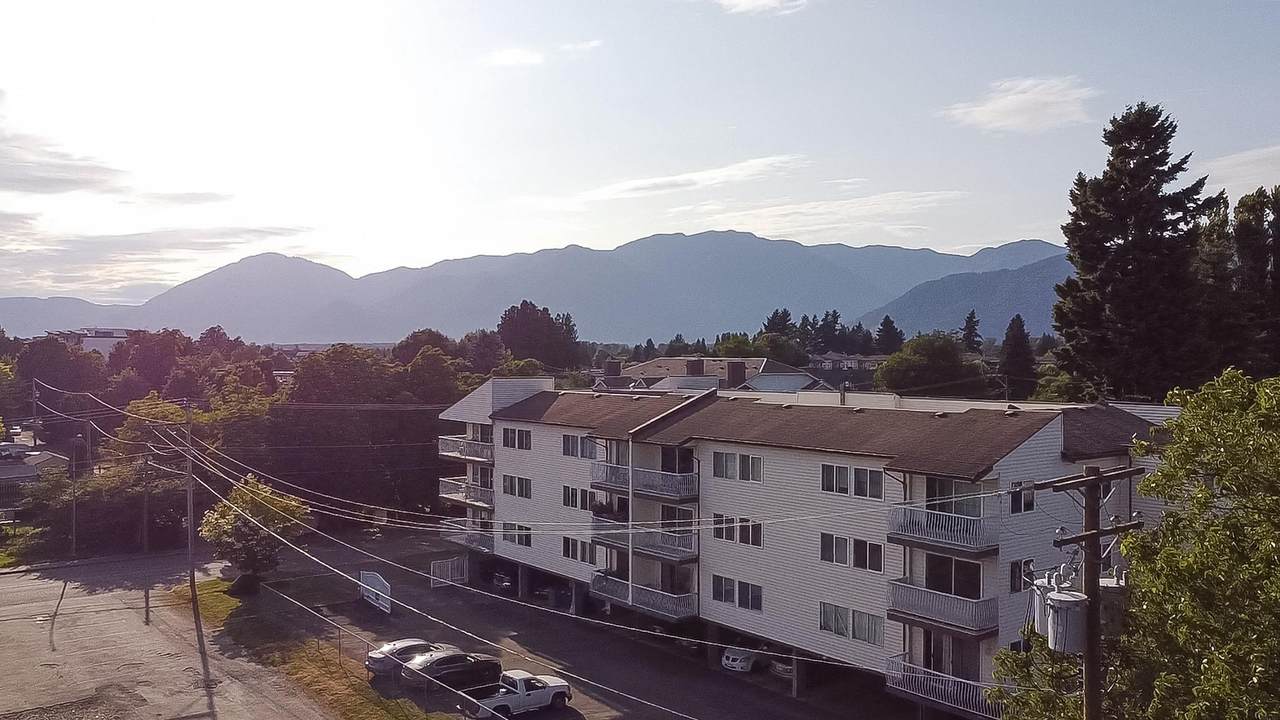 46235 Princess Avenue - Photo 1