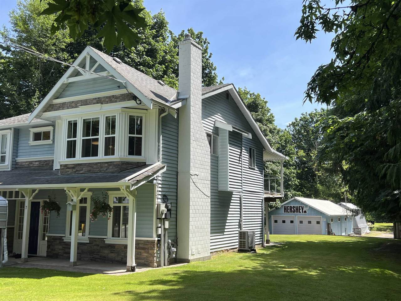 29605 Mctavish Road - Photo 1